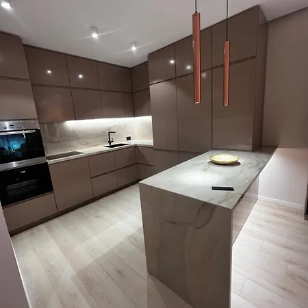 The Chic Apartment